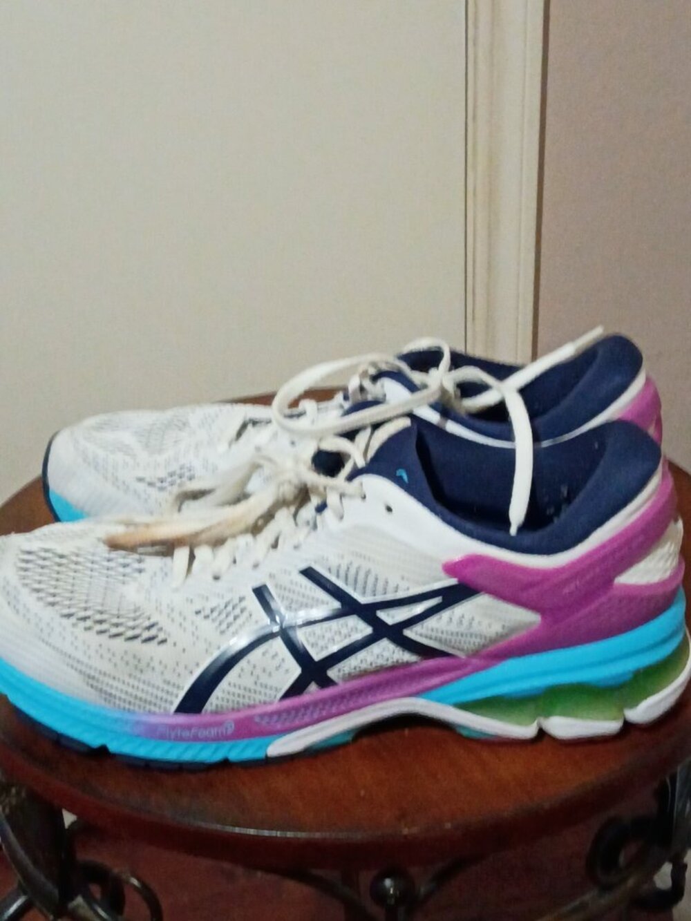 Asics Womens Gel Kayano 26 1012A457 White Running Shoes Sneakers Size 11 - Picture 9 of 14